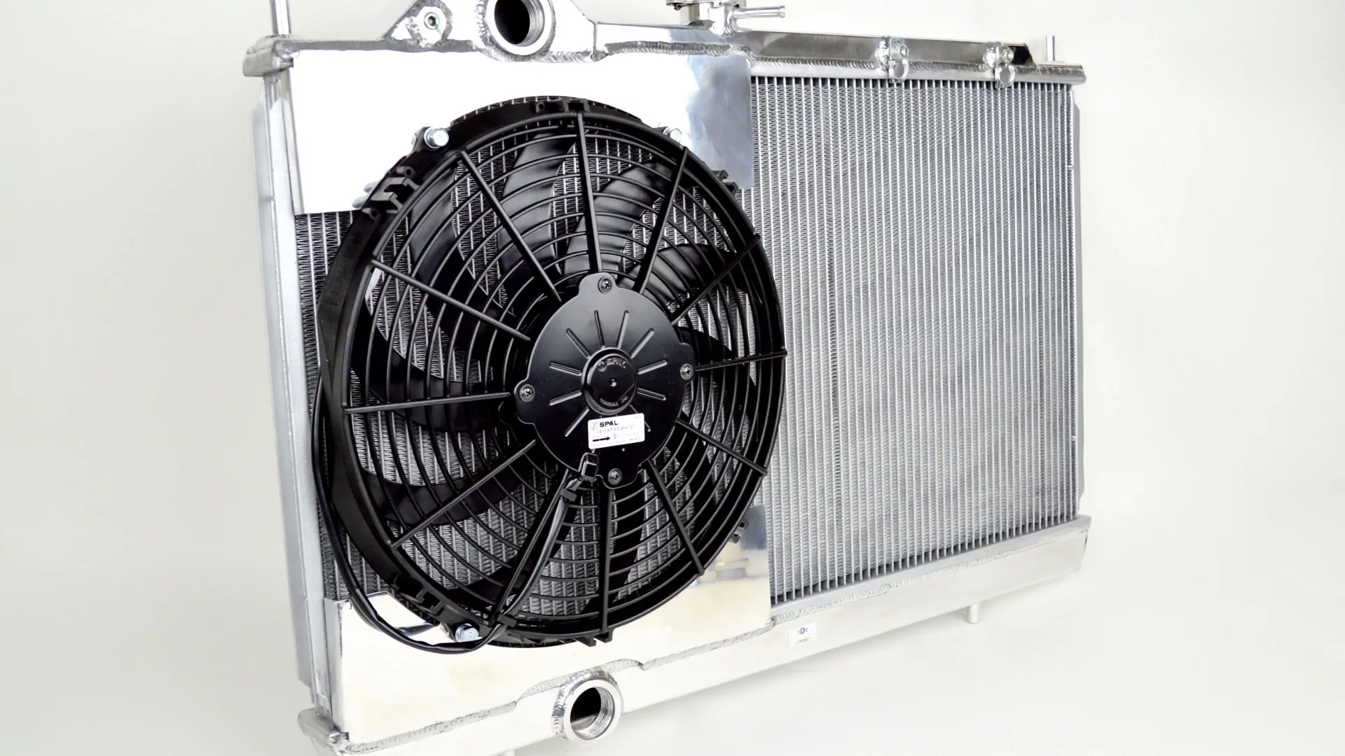 CSF 2003-2007 Evo 7-9 4G63 Full-Slim Radiator w/ Shroud 12" SPAL Fan
